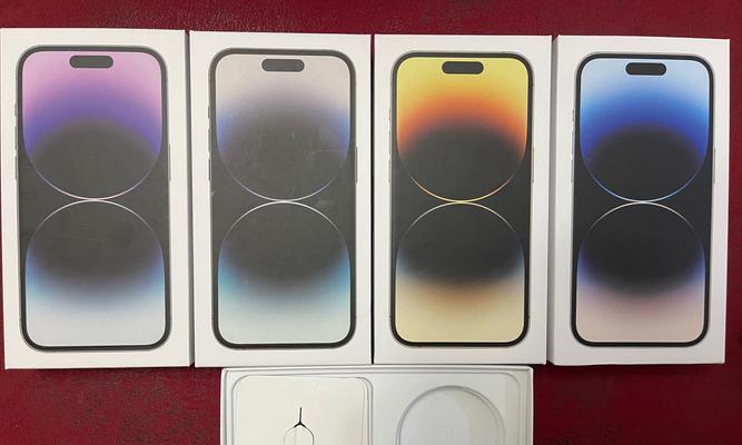 选择适合iPhone12的充电器品牌（对比多个品牌）